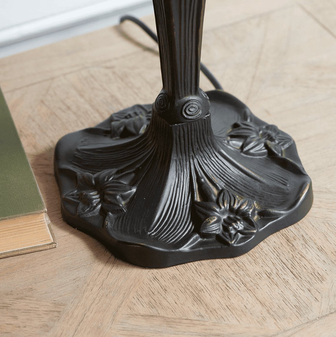 Tiffany Dragonfly Beige Medium Table Lamp