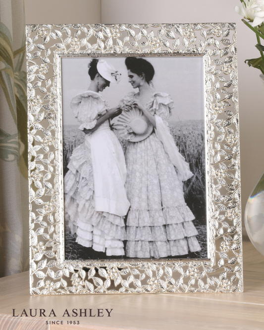 Laura Ashley Woolard Polished Silver 5x7 Inch Photo Frame