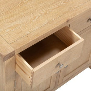 Windsor 2 Door & 2 Drawer Natural Oak Sideboard