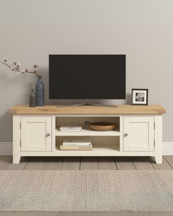 Windsor Ivory & Oak Straight TV Unit